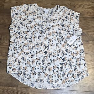 Liz Claiborne Cream and Blue Floral Blouse